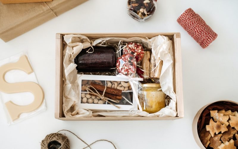 gift-care-box-package-with-healthy-desserts-and-sweets-subscription-boxes-for-christmas-and-the.jpg gift-care-box-package-with-healthy-desserts-and-sweets-subscription-boxes-for-christmas-and-the.jpg